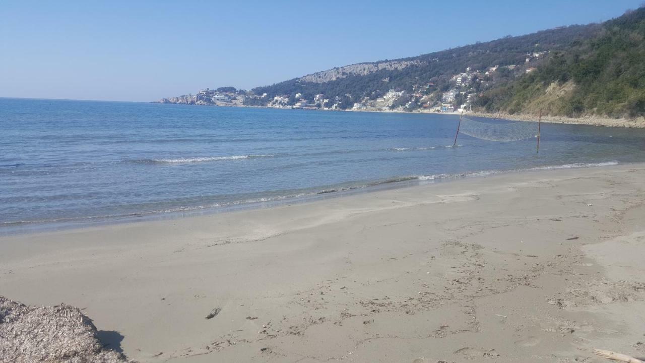 Aparthotel Darinka à Ulcinj Extérieur photo